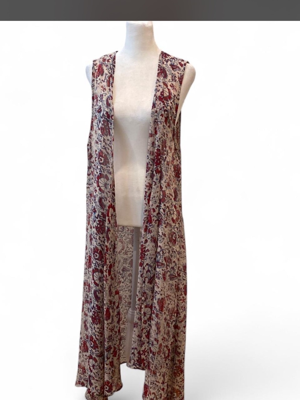 Mossimo Supply Co. Red and Blue Floral Print Sleeveless Layer